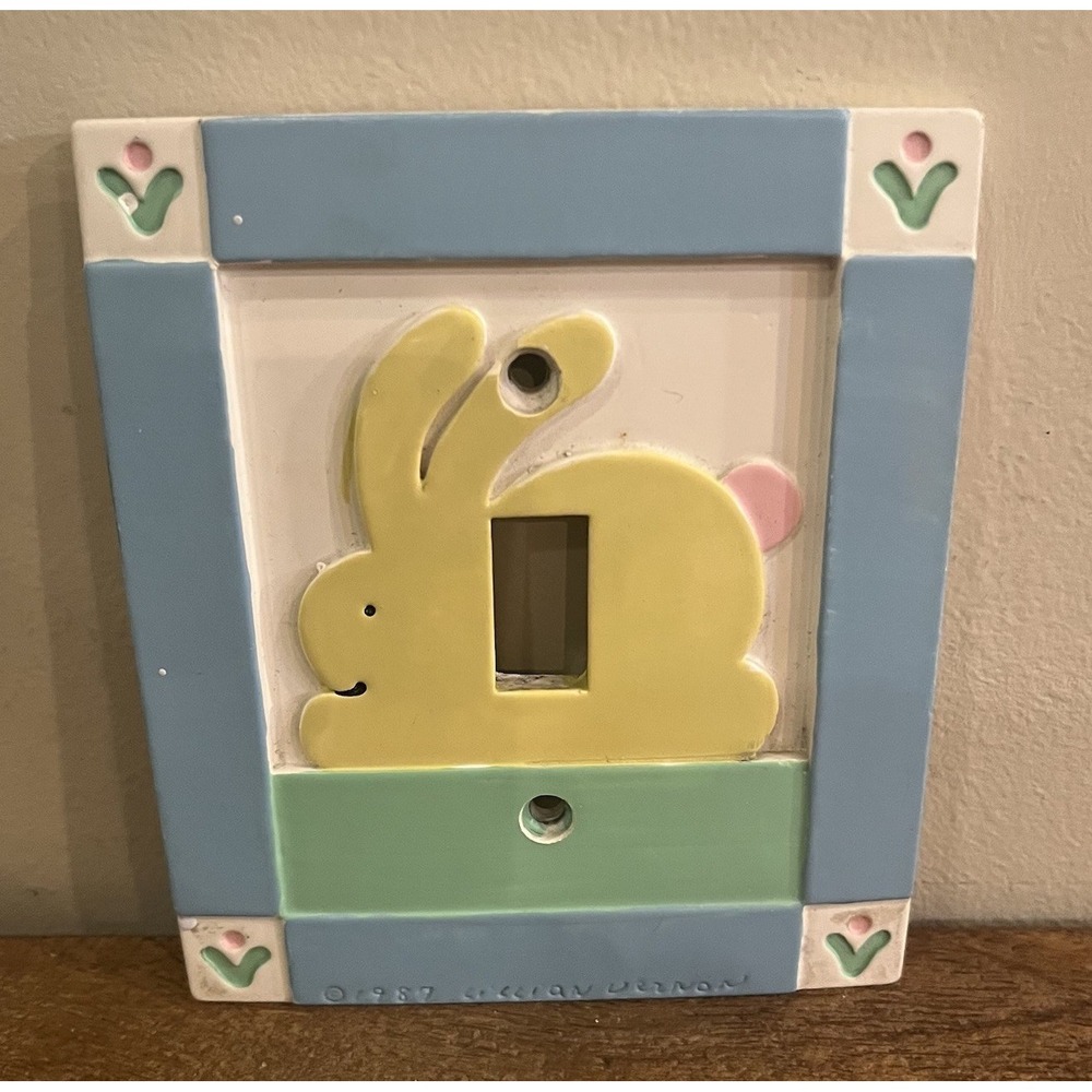 VTG 1987 Lillian Vernon Bunny Rabbit Light Switch Plate Cover Pastel Nursery